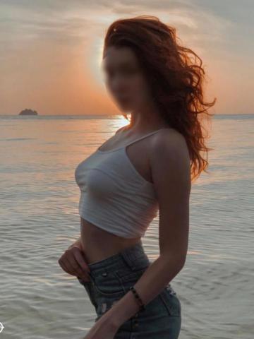 Моника Роковая Брюнетка фото 2